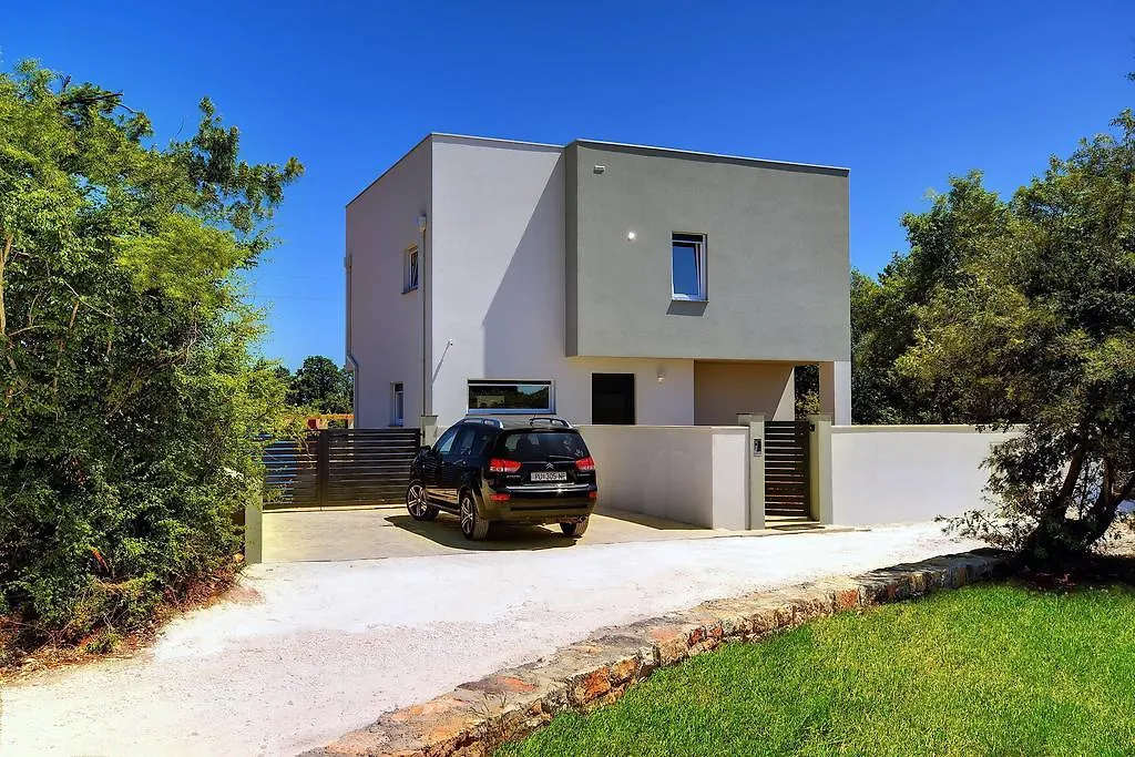 Holiday Home Dvori Marčana